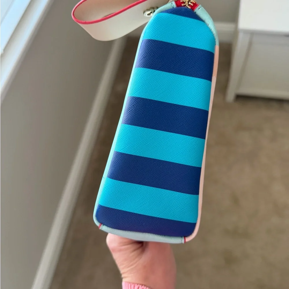 Spartina 449 Coastal Map Pouch with Blue and Pink Accents - Picture 3 of 3